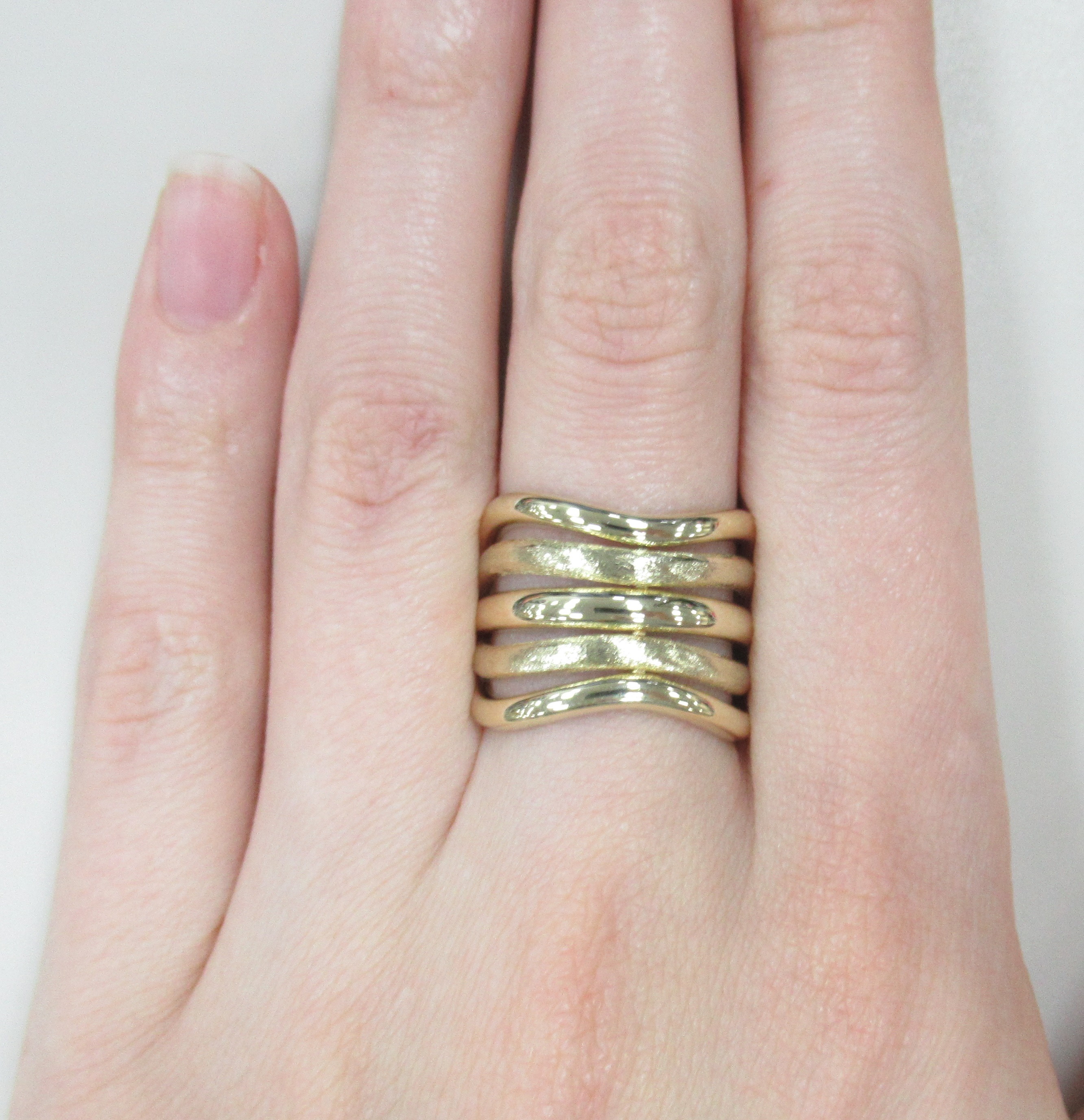 Кольцо из желтого золота